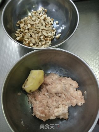 家庭版葱香炸酱的做法步骤：2