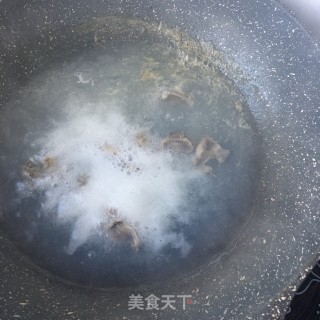 酸辣鸽杂面的做法步骤：6