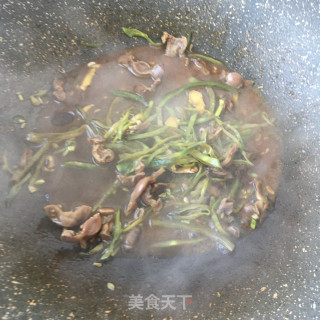 酸辣鸽杂面的做法步骤：15