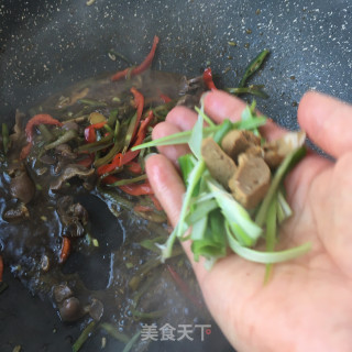 酸辣鸽杂面的做法步骤：18