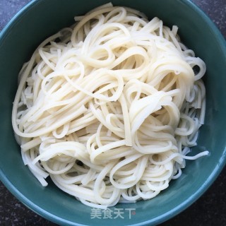酸辣鸽杂面的做法步骤：24