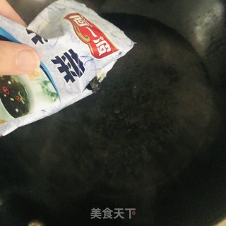 紫菜蛋花汤的做法步骤：3