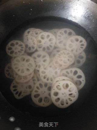 麻辣香锅的做法步骤：1