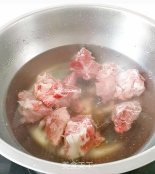 山药排骨汤的做法步骤：2