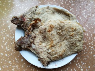 土豆粉丝炖肉的做法步骤：1