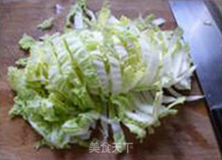 红椒炒娃娃菜的做法步骤：3