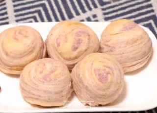 酥皮月饼的做法步骤：9