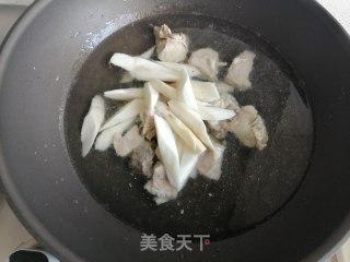 排骨山药汤的做法步骤：6