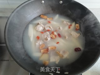 排骨山药汤的做法步骤：7