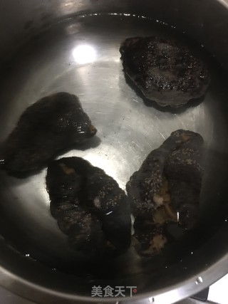 加拿大海参泡发过程的做法步骤：7