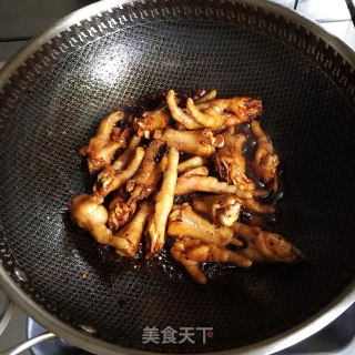 老干妈鸡爪的做法步骤：4