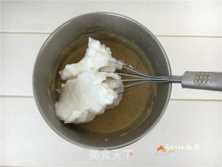 香蕉戚风的做法步骤：12