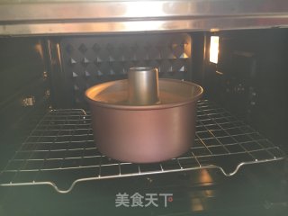 香蕉戚风的做法步骤：16