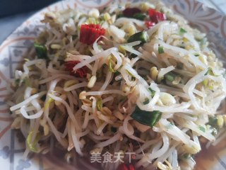凉拌豆芽，酸辣爽口，脆脆的超下饭????的做法步骤：9