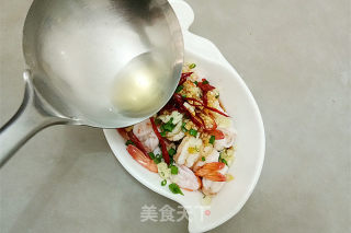 油淋虾球的做法步骤：9