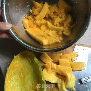 芒果慕斯蛋糕的做法步骤：6