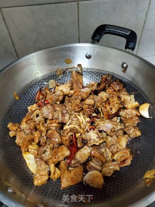 红烧牛腩的做法步骤：8