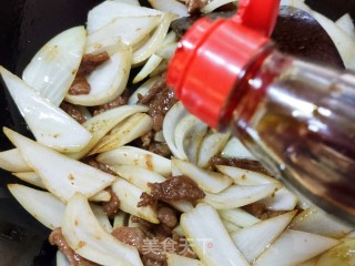 洋葱炒牛肉的做法步骤：12