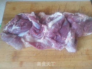 香卤肘子的做法步骤：2