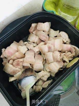 辣椒炒五花肉的做法步骤：7