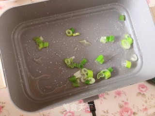 肉酱盖饭的做法步骤：2