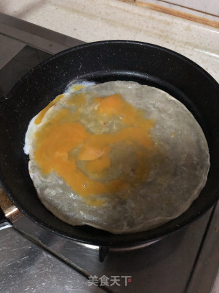 榨菜手抓饼的做法步骤：2