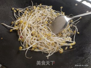 炒河粉的做法步骤：9