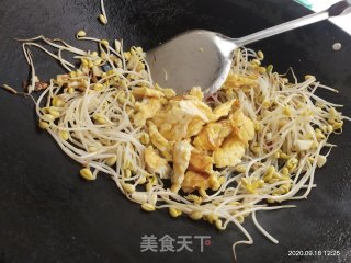 炒河粉的做法步骤：11