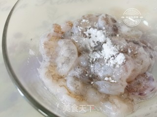 西班牙蒜香橄榄油浸虾的做法步骤：9