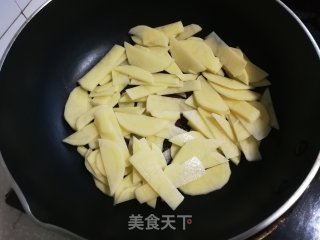 韭菜炒土豆的做法步骤：4