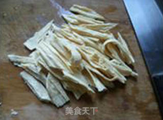 腐竹炒扁豆的做法步骤：3