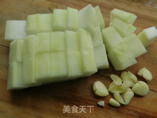 冬瓜烧肉的做法步骤：2