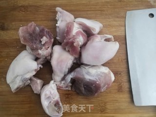 甜辣黄豆猪脚的做法步骤：2