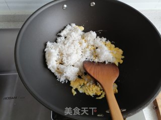 杂蔬炒饭的做法步骤：5