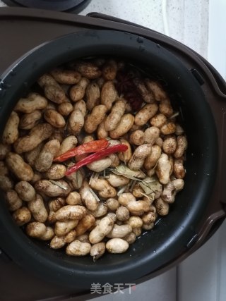 盐水卤花生的做法步骤：4