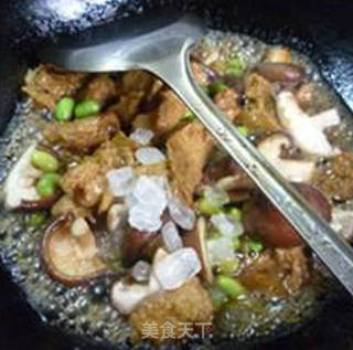 香菇毛豆烤麸的做法步骤：11