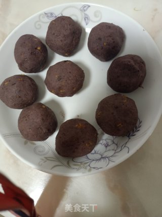 红豆沙肉松馅月饼的做法步骤：6