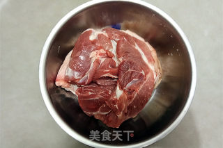 白切肘子的做法步骤：1