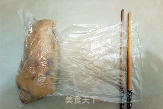 白切肘子的做法步骤：7