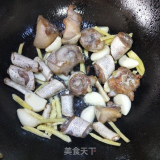 黄豆焖猪尾的做法步骤：9