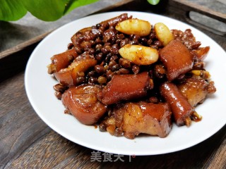 黄豆焖猪尾的做法步骤：14