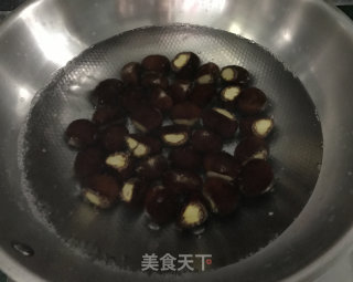 巧剥板栗壳的做法步骤：6