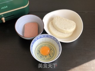 中式汉堡的做法步骤：1