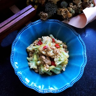 肉末酱炒菜花的做法步骤：12