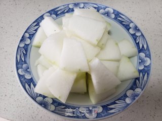 五花肉炖冬瓜片的做法步骤：1