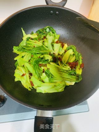 炝炒芥兰菜的做法步骤：6