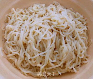 雪菜香菇肉丝面的做法步骤：9
