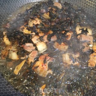 五花肉烧梅干菜的做法步骤：7