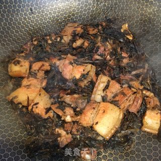 五花肉烧梅干菜的做法步骤：8