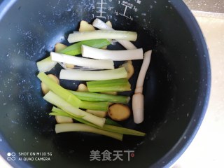 电饭煲版烤鸡腿的做法步骤：7